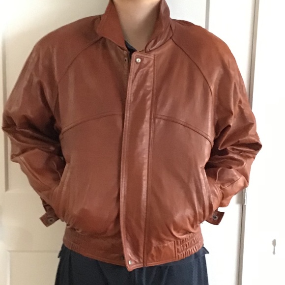 ❗️VINTAGE LEATHER SUPER SOFT BOMBER - Picture 2 of 15